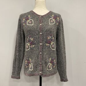 VINTAGE Handknit S Gray Button Cardigan Embroidered Floral Heart Granny Cottage